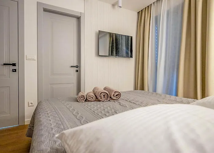 In Sveti Filip i Jakov