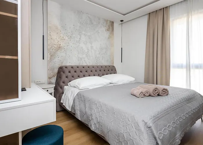 In Sveti Filip i Jakov